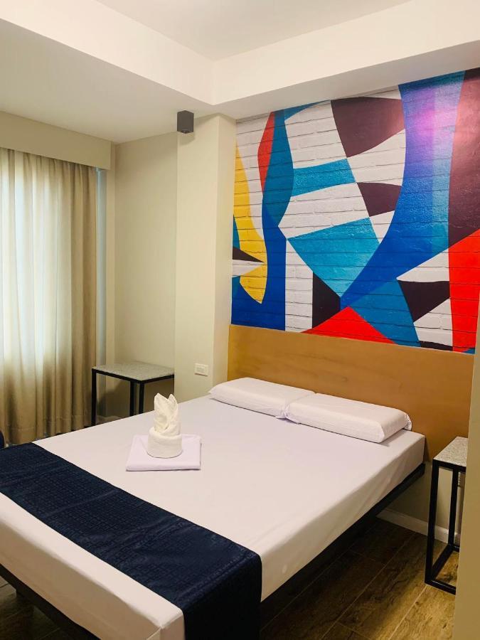 Sultana Ysabella Hotel And Event Las Piñas Eksteriør billede