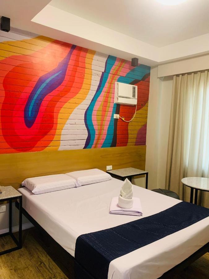 Sultana Ysabella Hotel And Event Las Piñas Eksteriør billede