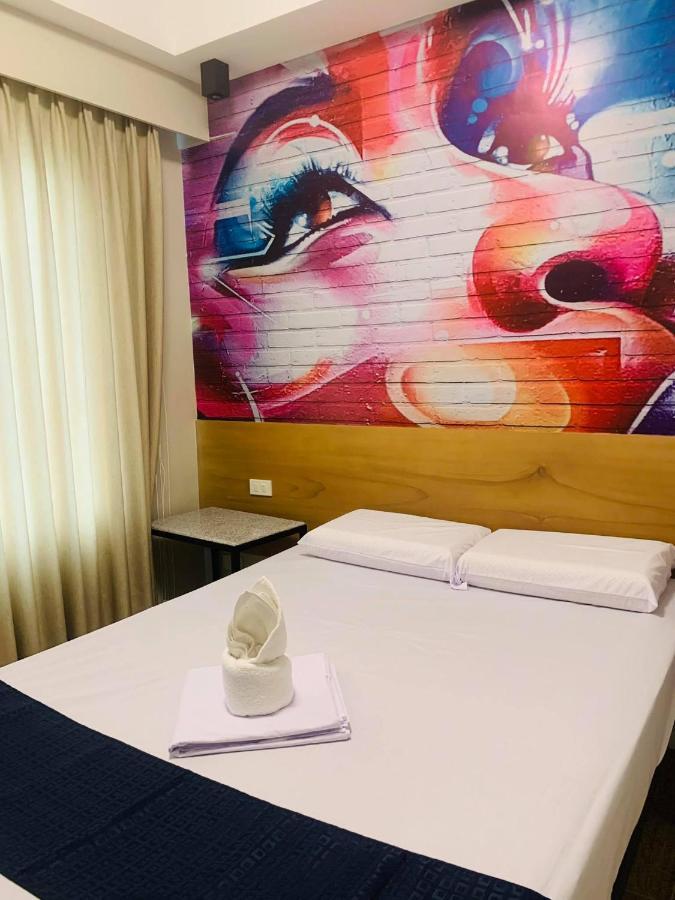 Sultana Ysabella Hotel And Event Las Piñas Eksteriør billede
